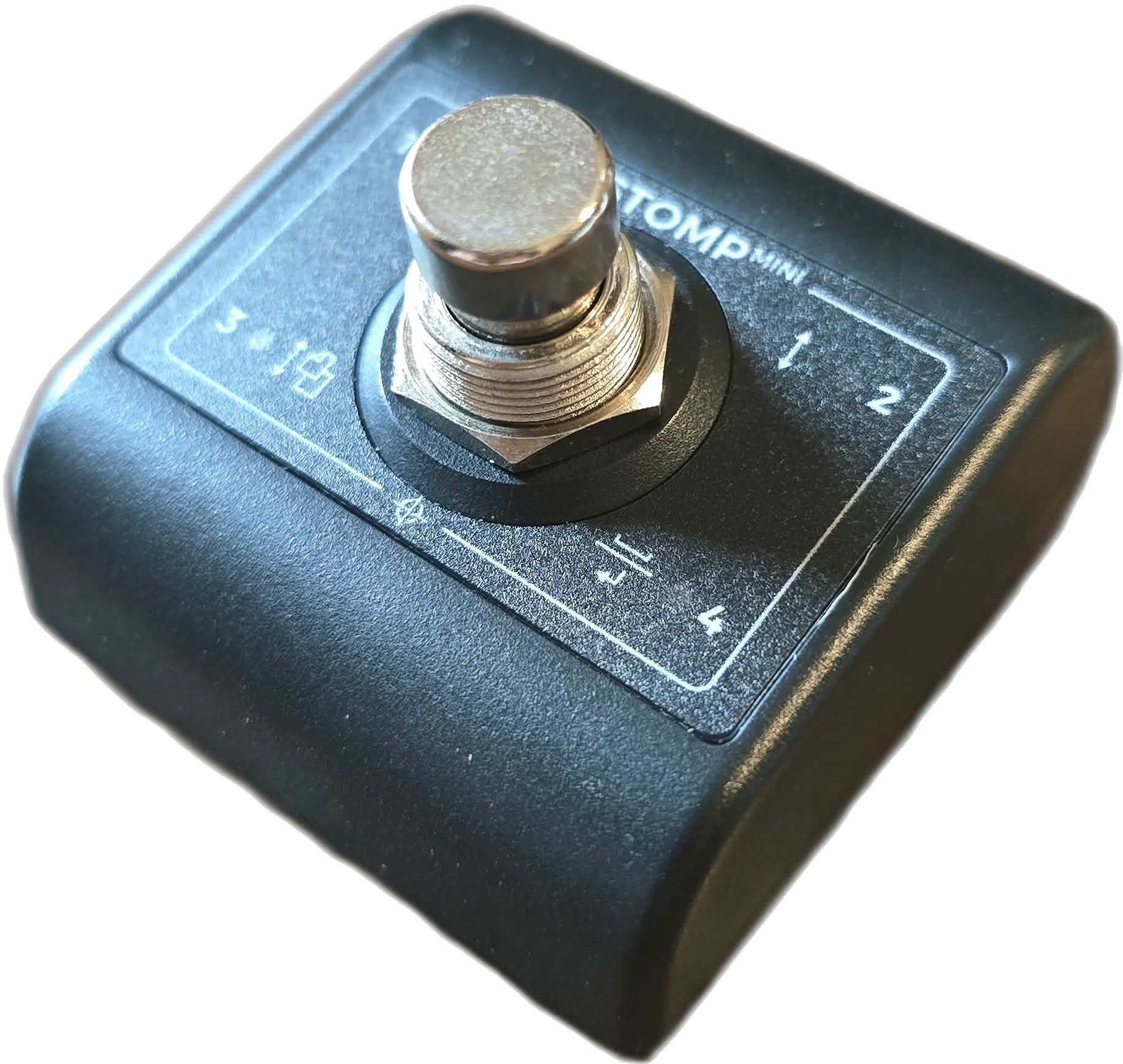 Compatible Bluetooth foot controller used with GroovePilot